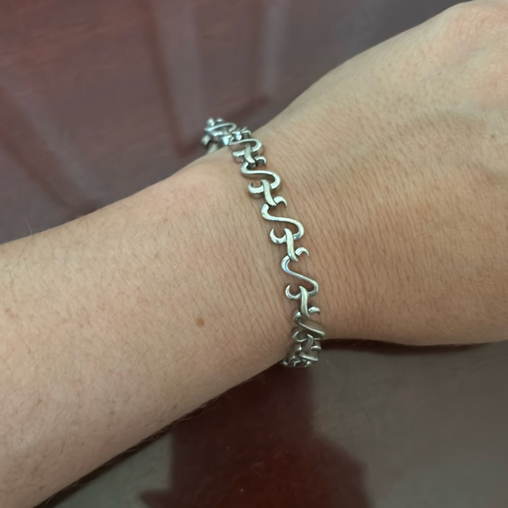 Open Hearts collection bracelet